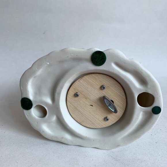 Department 56 ? Winter Silhouette Carolers Porcelain Music Box AS IS - Picture 7 of 8